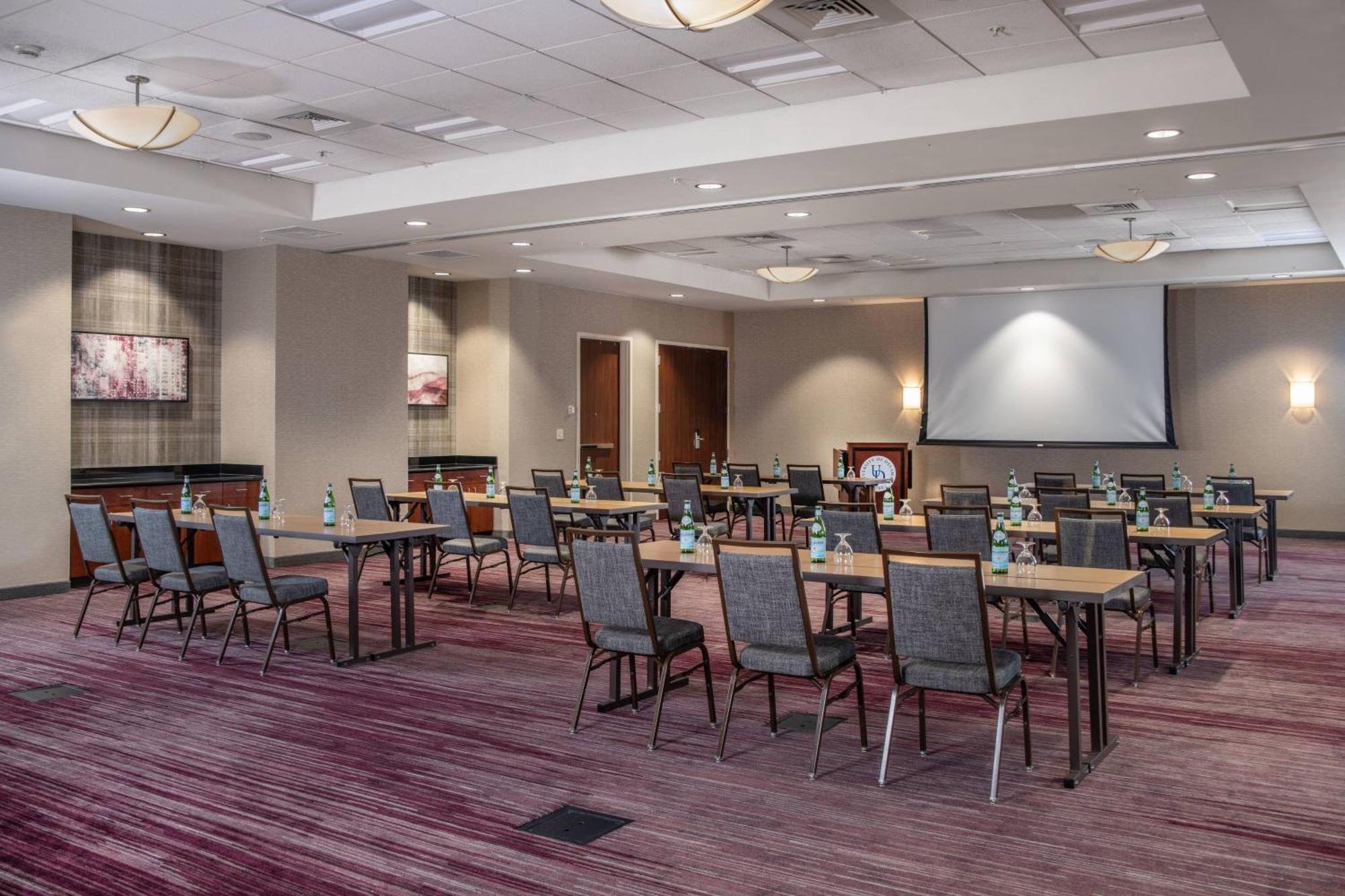Courtyard By Marriott Newark-University Of Delaware Ngoại thất bức ảnh