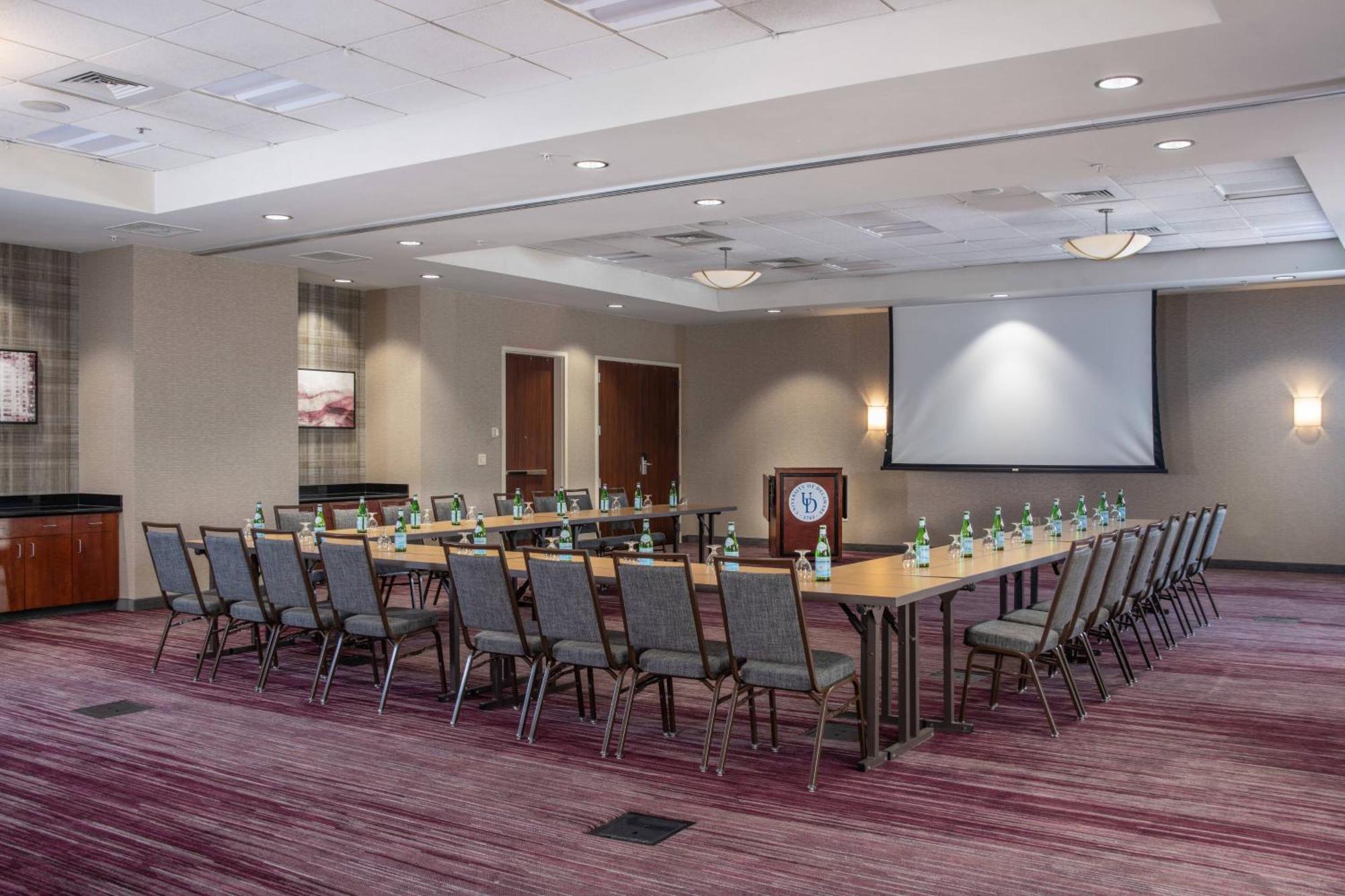 Courtyard By Marriott Newark-University Of Delaware Ngoại thất bức ảnh