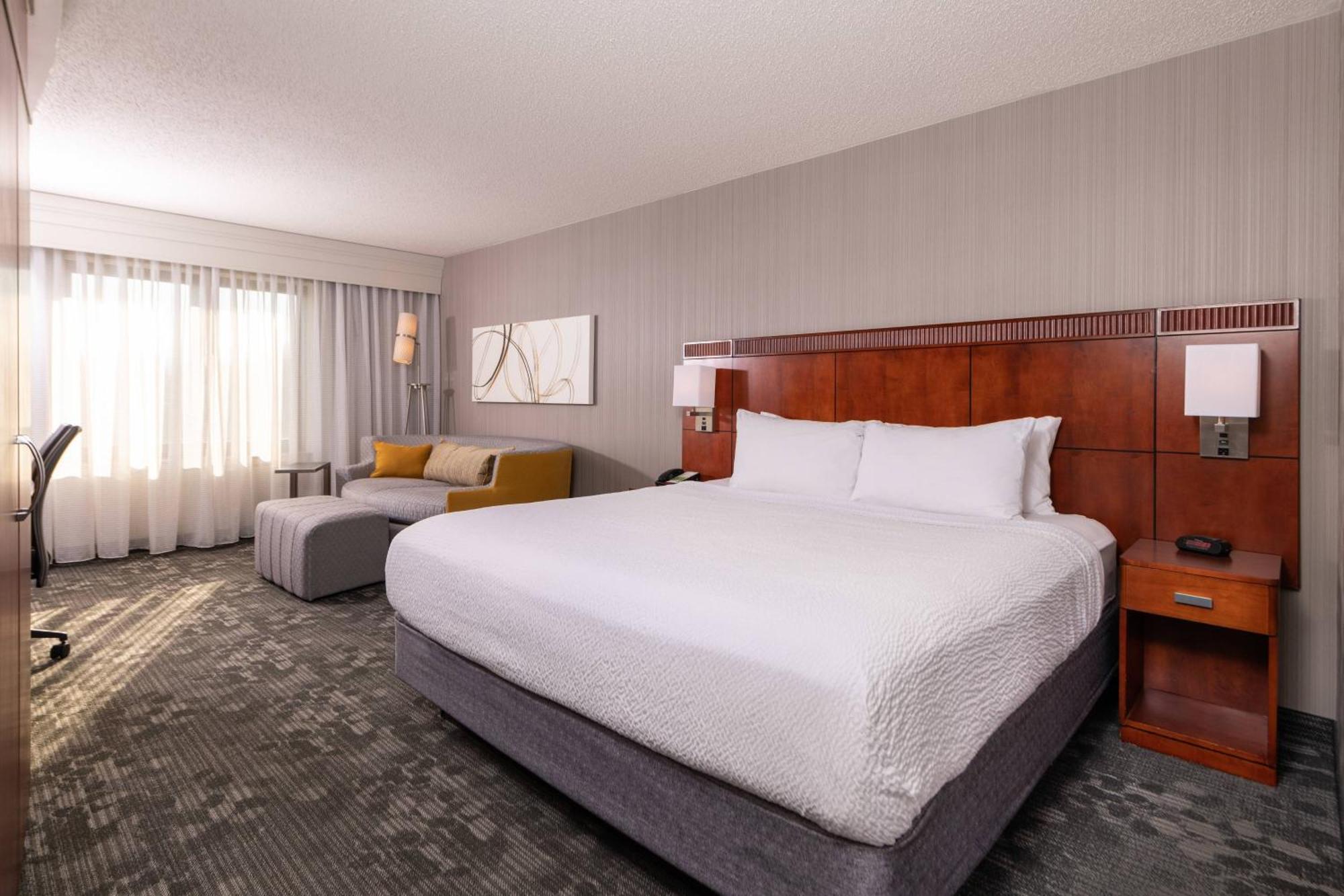 Courtyard By Marriott Newark-University Of Delaware Ngoại thất bức ảnh