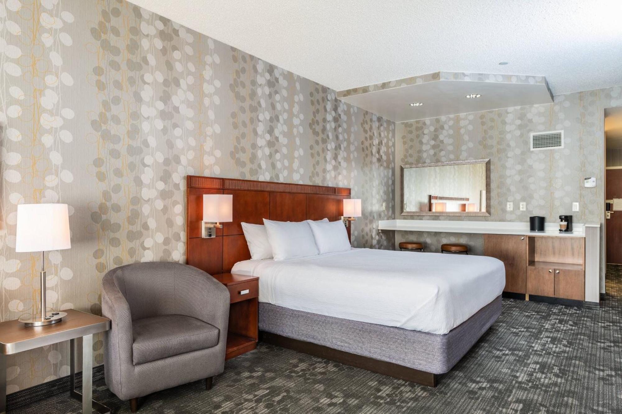 Courtyard By Marriott Newark-University Of Delaware Ngoại thất bức ảnh